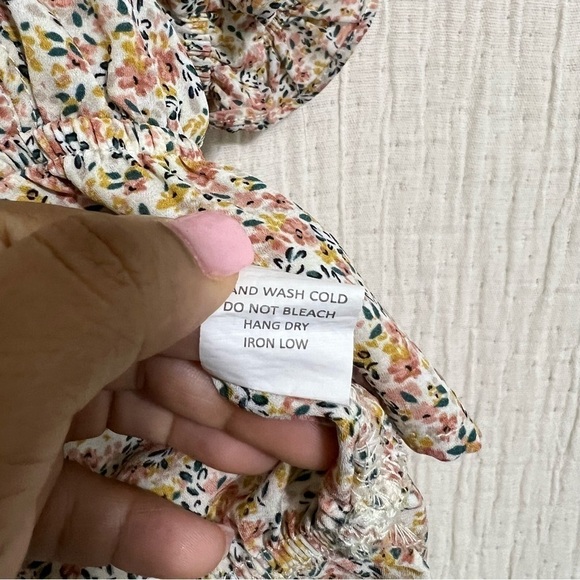 Sienna Sky floral blouse size M - Picture 5 of 7